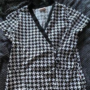Patterned Nursing Scrub Top